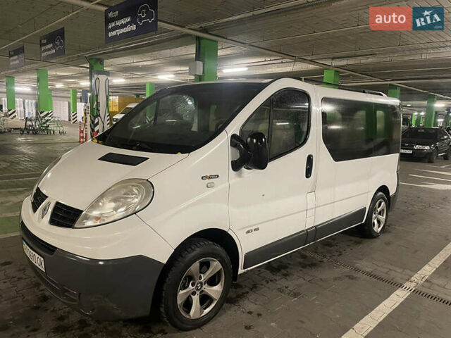 Білий Рено Трафік, об'ємом двигуна 2 л та пробігом 257 тис. км за 8000 $, фото 22 на Automoto.ua