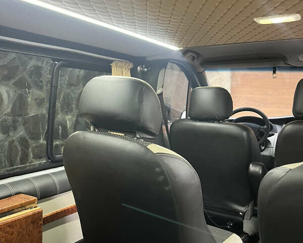 Белый Рено Трафик, объемом двигателя 2 л и пробегом 360 тыс. км за 15000 $, фото 16 на Automoto.ua