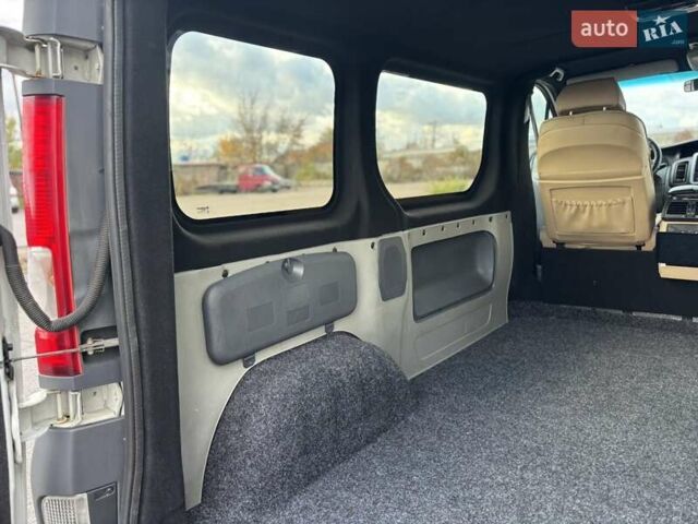 Білий Рено Трафік, об'ємом двигуна 2 л та пробігом 279 тис. км за 9900 $, фото 25 на Automoto.ua