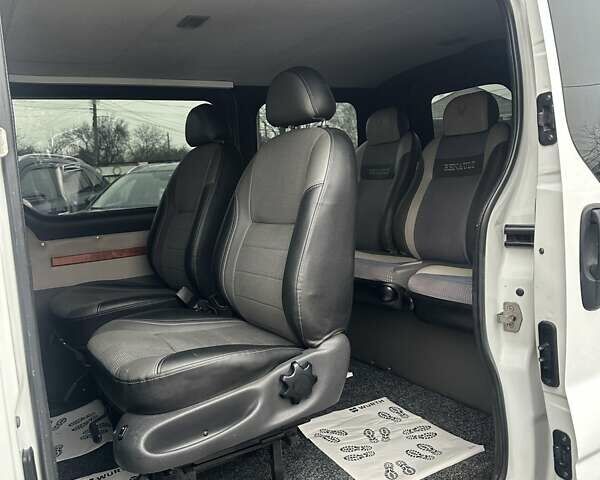 Білий Рено Трафік, об'ємом двигуна 2 л та пробігом 386 тис. км за 10900 $, фото 15 на Automoto.ua