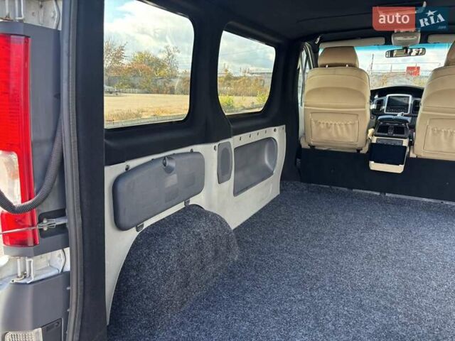 Білий Рено Трафік, об'ємом двигуна 2 л та пробігом 279 тис. км за 9900 $, фото 22 на Automoto.ua