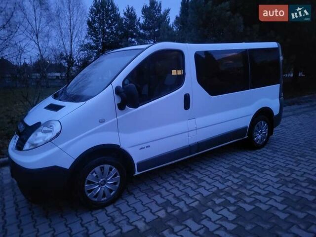 Білий Рено Трафік, об'ємом двигуна 2 л та пробігом 268 тис. км за 10950 $, фото 17 на Automoto.ua