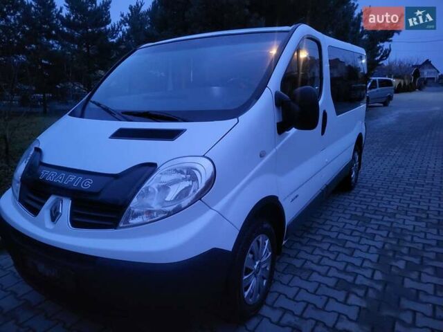 Білий Рено Трафік, об'ємом двигуна 2 л та пробігом 268 тис. км за 10950 $, фото 22 на Automoto.ua