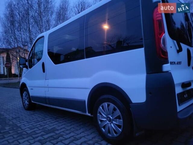 Білий Рено Трафік, об'ємом двигуна 2 л та пробігом 268 тис. км за 10950 $, фото 21 на Automoto.ua
