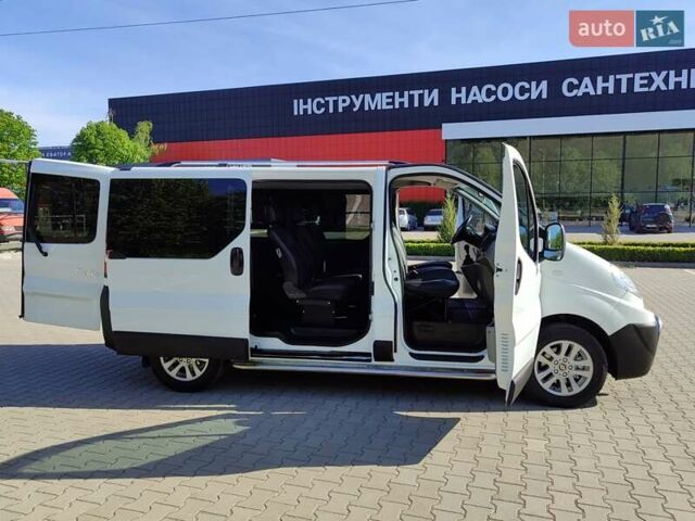 Белый Рено Трафик, объемом двигателя 2 л и пробегом 389 тыс. км за 11450 $, фото 37 на Automoto.ua