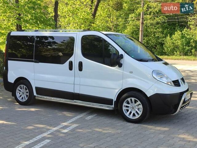 Белый Рено Трафик, объемом двигателя 2 л и пробегом 389 тыс. км за 11450 $, фото 11 на Automoto.ua