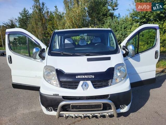 Білий Рено Трафік, об'ємом двигуна 2 л та пробігом 237 тис. км за 11300 $, фото 52 на Automoto.ua
