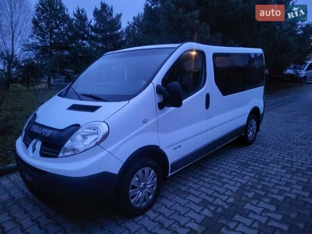 Білий Рено Трафік, об'ємом двигуна 2 л та пробігом 268 тис. км за 10950 $, фото 18 на Automoto.ua