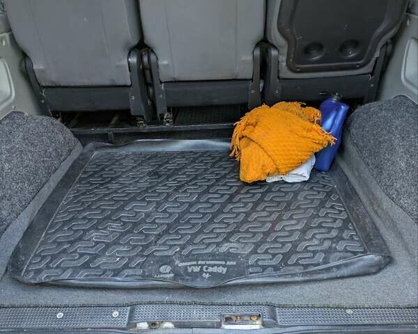 Белый Рено Трафик, объемом двигателя 2 л и пробегом 271 тыс. км за 12500 $, фото 6 на Automoto.ua