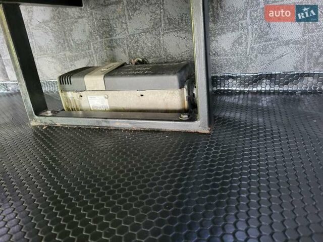 Білий Рено Трафік, об'ємом двигуна 2 л та пробігом 237 тис. км за 11300 $, фото 95 на Automoto.ua
