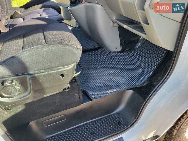 Білий Рено Трафік, об'ємом двигуна 2 л та пробігом 237 тис. км за 11300 $, фото 68 на Automoto.ua