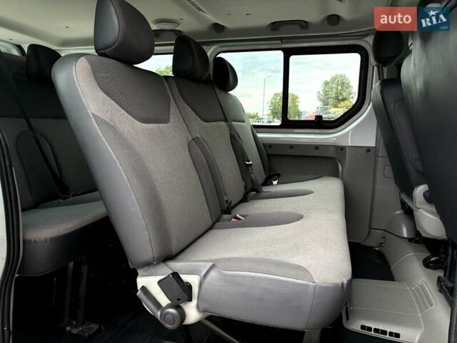 Білий Рено Трафік, об'ємом двигуна 2 л та пробігом 210 тис. км за 14990 $, фото 33 на Automoto.ua