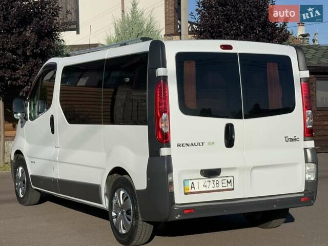 Белый Рено Трафик, объемом двигателя 2 л и пробегом 200 тыс. км за 11500 $, фото 13 на Automoto.ua