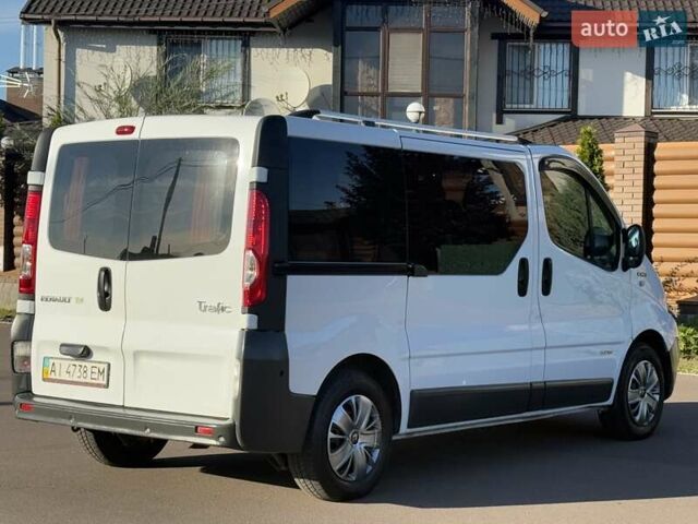 Белый Рено Трафик, объемом двигателя 2 л и пробегом 200 тыс. км за 11500 $, фото 27 на Automoto.ua
