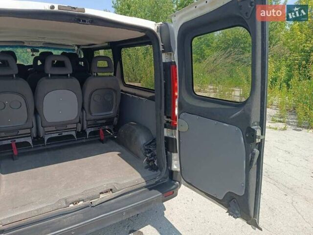 Білий Рено Трафік, об'ємом двигуна 2 л та пробігом 411 тис. км за 10500 $, фото 20 на Automoto.ua