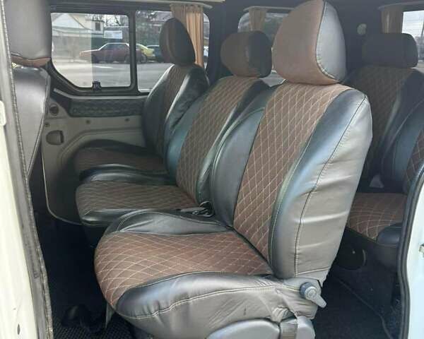 Білий Рено Трафік, об'ємом двигуна 2.5 л та пробігом 340 тис. км за 10999 $, фото 12 на Automoto.ua