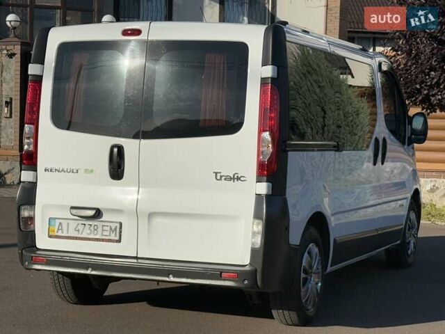 Белый Рено Трафик, объемом двигателя 2 л и пробегом 200 тыс. км за 11500 $, фото 20 на Automoto.ua