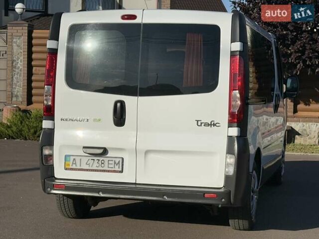 Белый Рено Трафик, объемом двигателя 2 л и пробегом 200 тыс. км за 11500 $, фото 33 на Automoto.ua