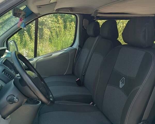 Білий Рено Трафік, об'ємом двигуна 2 л та пробігом 411 тис. км за 10500 $, фото 15 на Automoto.ua