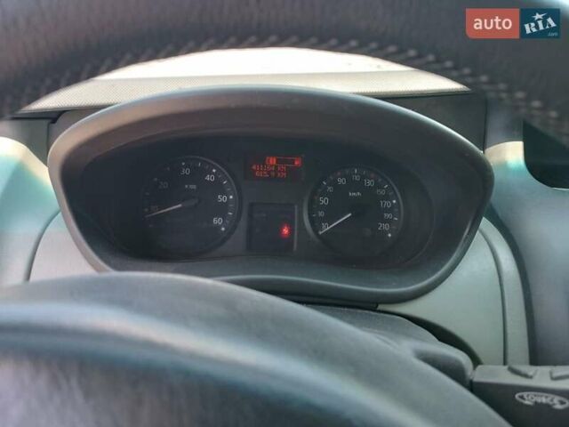 Білий Рено Трафік, об'ємом двигуна 2 л та пробігом 411 тис. км за 10500 $, фото 17 на Automoto.ua