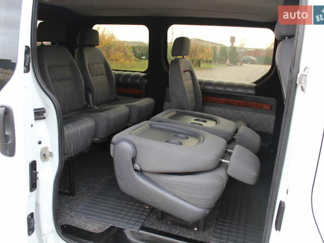 Белый Рено Трафик, объемом двигателя 2 л и пробегом 283 тыс. км за 11550 $, фото 14 на Automoto.ua