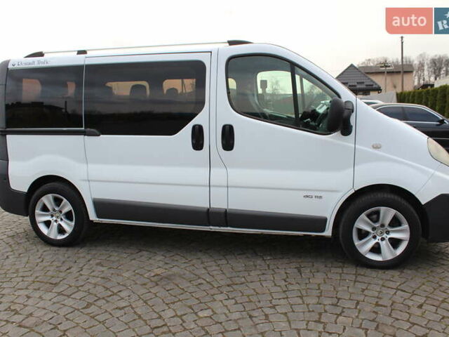 Белый Рено Трафик, объемом двигателя 2 л и пробегом 283 тыс. км за 11550 $, фото 10 на Automoto.ua