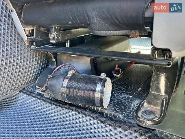 Белый Рено Трафик, объемом двигателя 2.5 л и пробегом 257 тыс. км за 12200 $, фото 31 на Automoto.ua