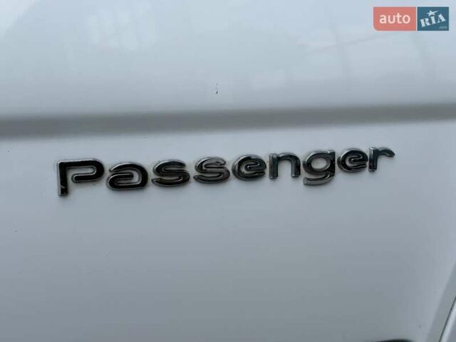 Білий Рено Трафік, об'ємом двигуна 2 л та пробігом 210 тис. км за 14990 $, фото 53 на Automoto.ua