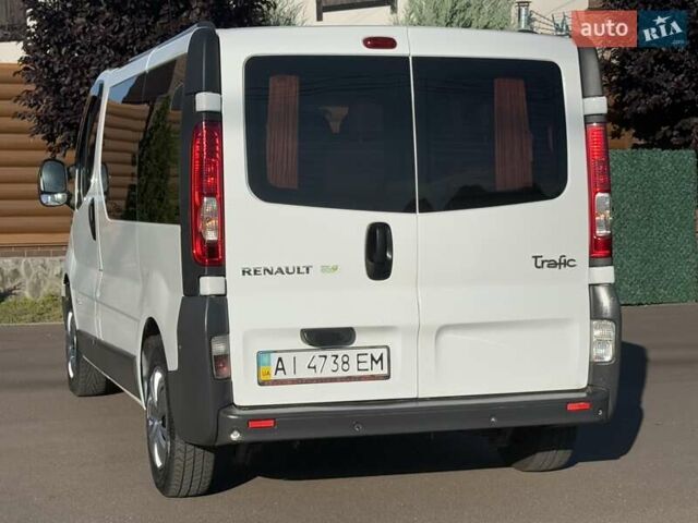 Белый Рено Трафик, объемом двигателя 2 л и пробегом 200 тыс. км за 11500 $, фото 16 на Automoto.ua