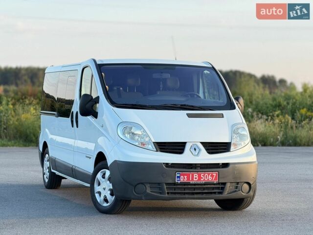 Білий Рено Трафік, об'ємом двигуна 2 л та пробігом 255 тис. км за 13500 $, фото 5 на Automoto.ua