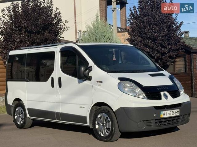Белый Рено Трафик, объемом двигателя 2 л и пробегом 200 тыс. км за 11500 $, фото 5 на Automoto.ua