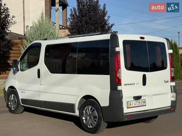 Белый Рено Трафик, объемом двигателя 2 л и пробегом 200 тыс. км за 11500 $, фото 10 на Automoto.ua
