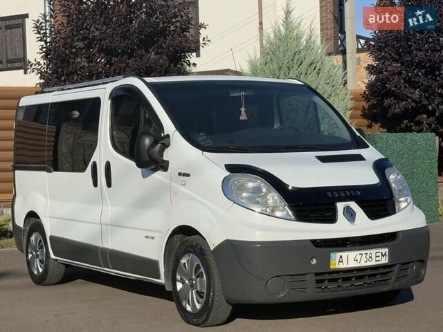 Белый Рено Трафик, объемом двигателя 2 л и пробегом 200 тыс. км за 11500 $, фото 4 на Automoto.ua