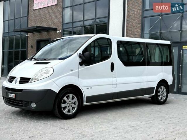 Белый Рено Трафик, объемом двигателя 2 л и пробегом 205 тыс. км за 14990 $, фото 5 на Automoto.ua