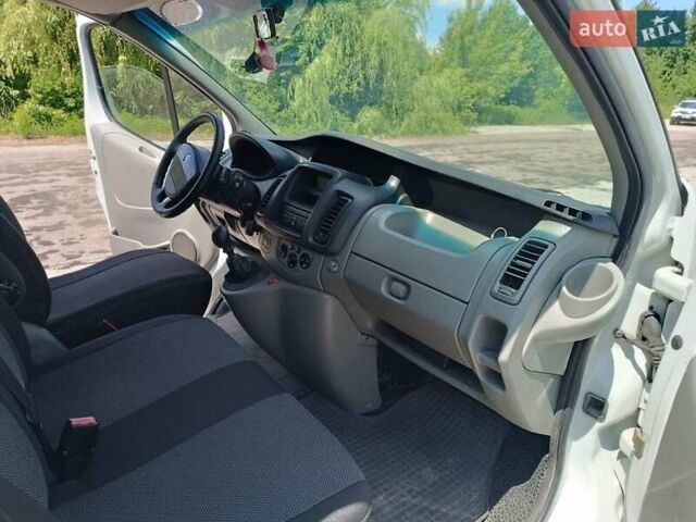 Білий Рено Трафік, об'ємом двигуна 2 л та пробігом 411 тис. км за 10500 $, фото 29 на Automoto.ua
