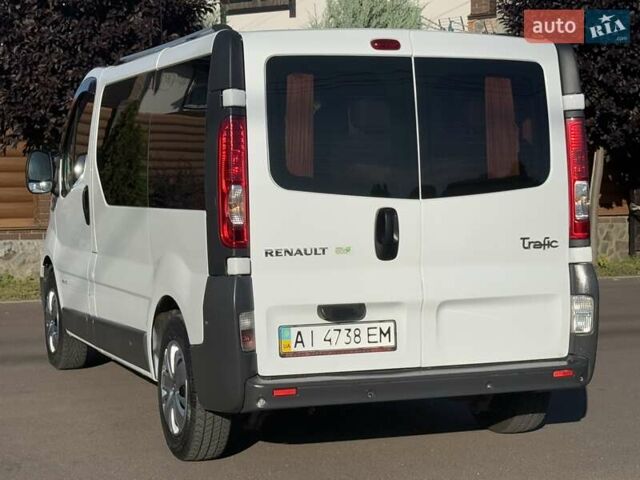 Белый Рено Трафик, объемом двигателя 2 л и пробегом 200 тыс. км за 11500 $, фото 15 на Automoto.ua