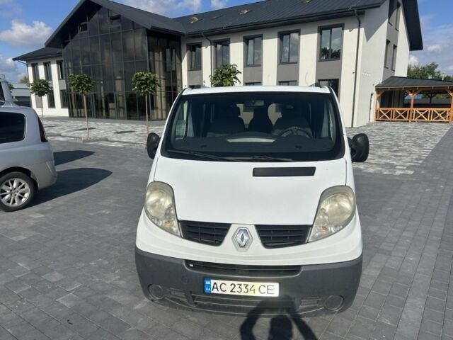 Белый Рено Трафик, объемом двигателя 2 л и пробегом 393 тыс. км за 9800 $, фото 8 на Automoto.ua