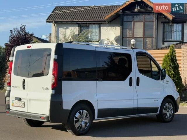 Белый Рено Трафик, объемом двигателя 2 л и пробегом 200 тыс. км за 11500 $, фото 30 на Automoto.ua