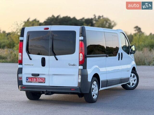 Білий Рено Трафік, об'ємом двигуна 2 л та пробігом 255 тис. км за 13500 $, фото 2 на Automoto.ua