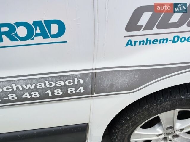 Белый Рено Трафик, объемом двигателя 2 л и пробегом 301 тыс. км за 10500 $, фото 53 на Automoto.ua