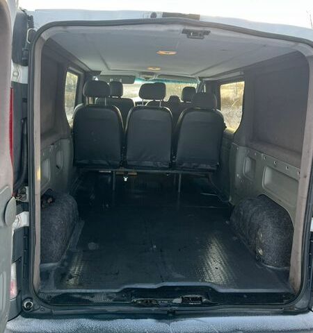 Білий Рено Трафік, об'ємом двигуна 2.5 л та пробігом 278 тис. км за 12500 $, фото 6 на Automoto.ua