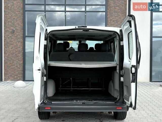 Білий Рено Трафік, об'ємом двигуна 2 л та пробігом 210 тис. км за 14990 $, фото 11 на Automoto.ua