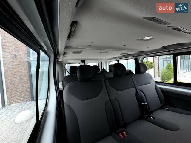 Білий Рено Трафік, об'ємом двигуна 2 л та пробігом 210 тис. км за 14990 $, фото 15 на Automoto.ua