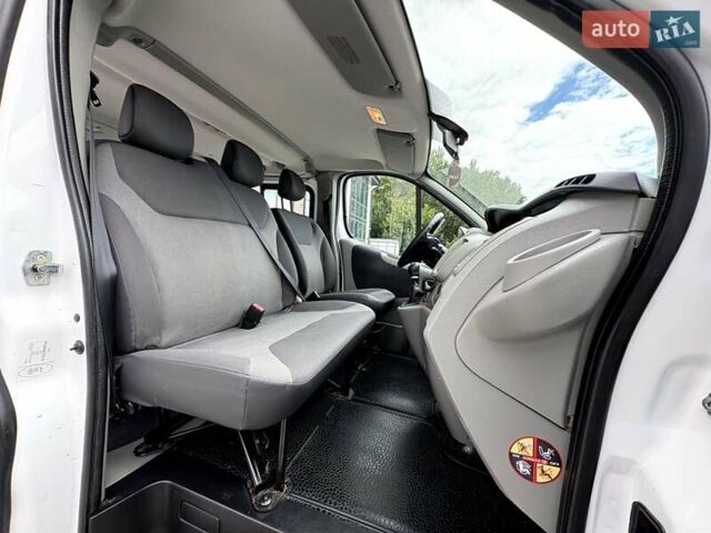 Білий Рено Трафік, об'ємом двигуна 2 л та пробігом 210 тис. км за 14990 $, фото 18 на Automoto.ua