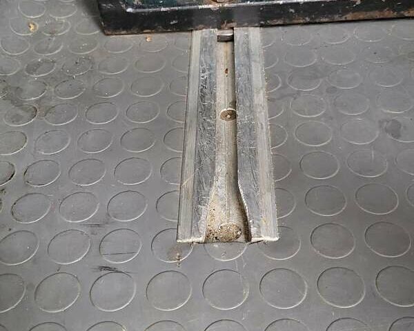 Рено Трафик 2011 в Ровно на Automoto.ua Белый Рено Трафик, объемом двигателя 2 л и пробегом 402 тыс. км за 11200 $, фото 21 на Automoto.ua