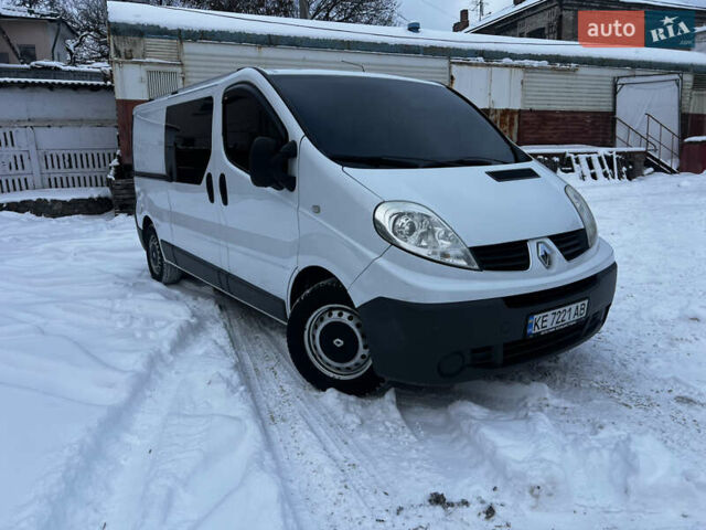 Білий Рено Трафік, об'ємом двигуна 2 л та пробігом 275 тис. км за 13000 $, фото 9 на Automoto.ua