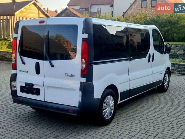 Белый Рено Трафик, объемом двигателя 2 л и пробегом 281 тыс. км за 10000 $, фото 22 на Automoto.ua