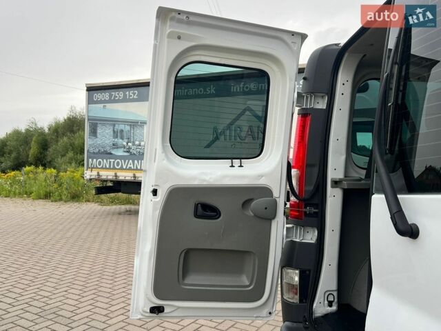 Білий Рено Трафік, об'ємом двигуна 2 л та пробігом 272 тис. км за 12450 $, фото 56 на Automoto.ua