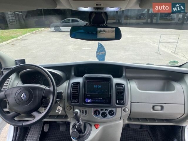 Белый Рено Трафик, объемом двигателя 2 л и пробегом 320 тыс. км за 12250 $, фото 55 на Automoto.ua