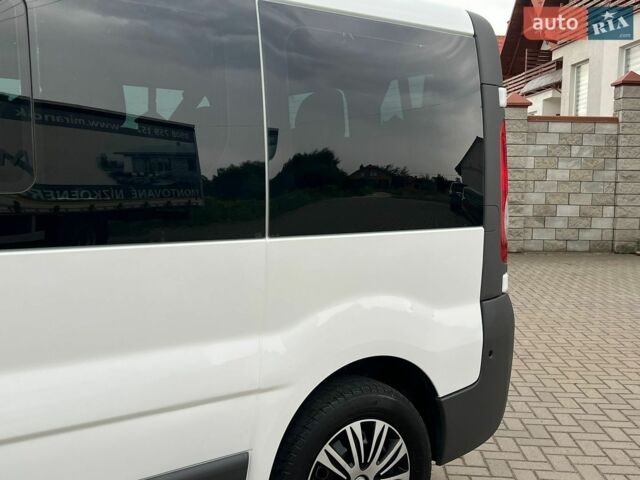 Білий Рено Трафік, об'ємом двигуна 2 л та пробігом 272 тис. км за 12450 $, фото 23 на Automoto.ua